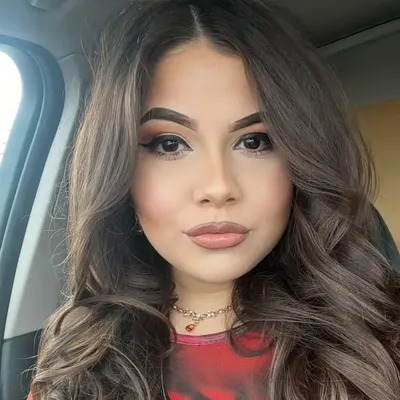 Katia Yaneth profile