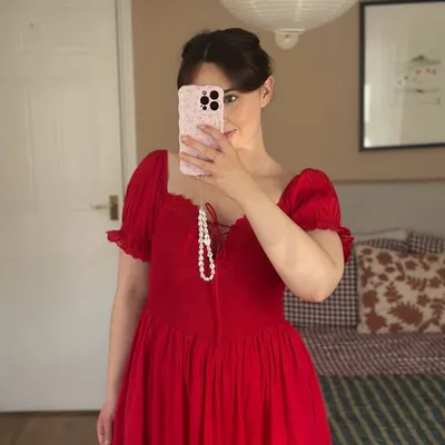 Katie Louise | Parisian Style profile