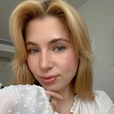 Katie Sapegina profile