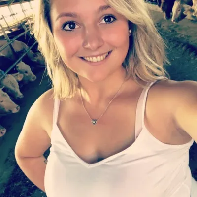 Katja Merz profile