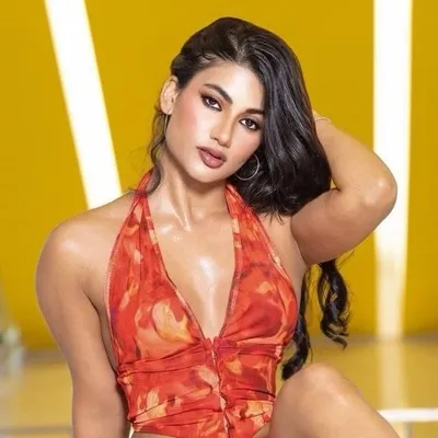 Dr Abhilasha profile