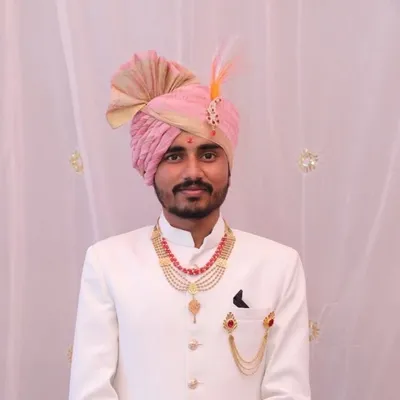 👻 K A U S H I K 👻 profile
