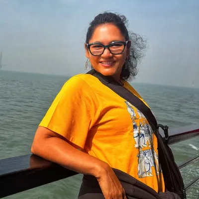 Kavita Joshi-Power Of Colors घुमक्कड़ Storyteller profile