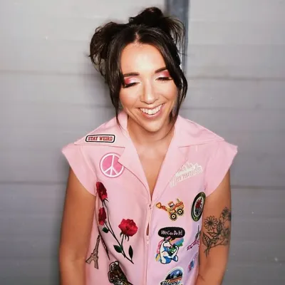 Kayla Tompkins profile