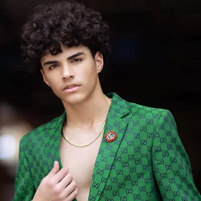 Kayler Raez profile