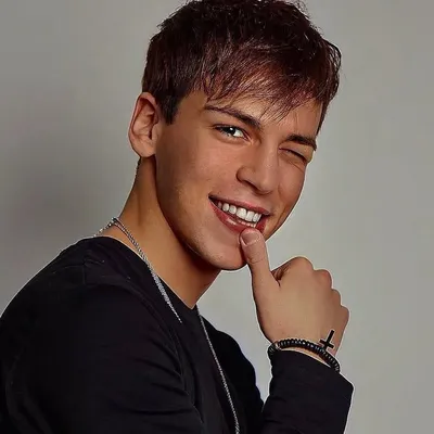 ๐๐ช๐ฟ๐ฒ๐ญ ๐๐ธ๐ฟ๐ช๐ฌ๐ผ ๐ฑ profile