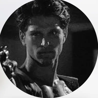 Keegan Allen profile