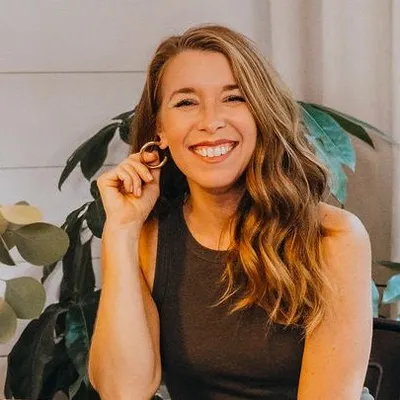 Chelsea Dasinger profile