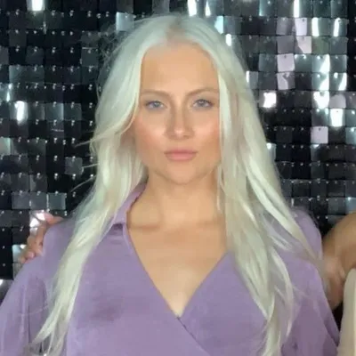 kelleywentworth profile