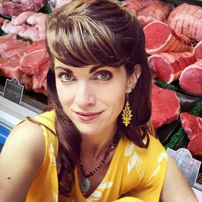 Kelly W. Hogan 🥩 profile