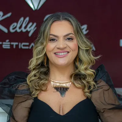 Kelly Flora profile