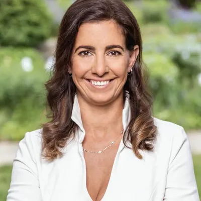 Kelly Collis profile