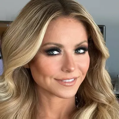 Kelly Ripa profile