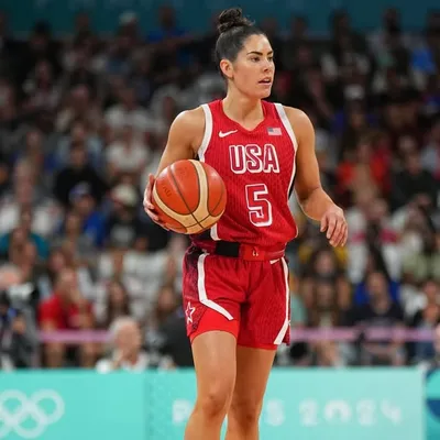 Kelsey Plum profile
