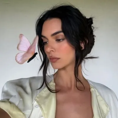 Kendall Jenner Closet profile