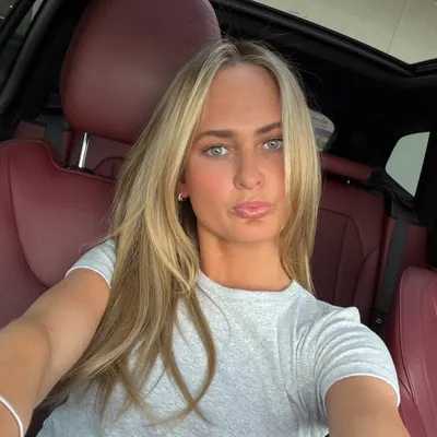Kennedy Ryan profile