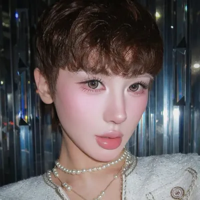𝐊𝐄𝐍𝐍𝐘 𝐂𝐀𝐈𝐍 ♡
