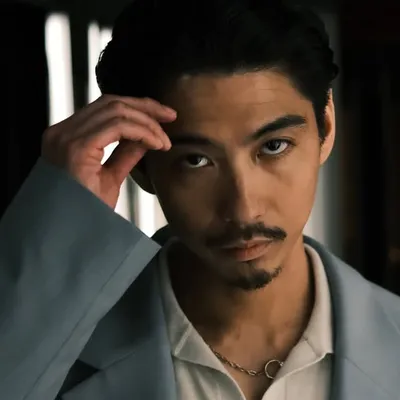 賀来賢人 profile