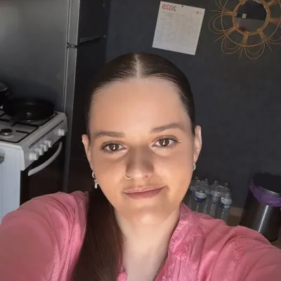 Kenza Chaal profile