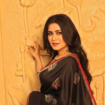 Keya Seth Exclusive profile