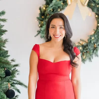 Katherine - Girl Mom & Party Enthusiast profile