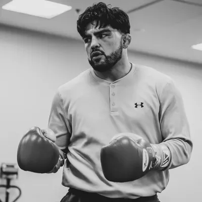 Kelvin Gastelum profile