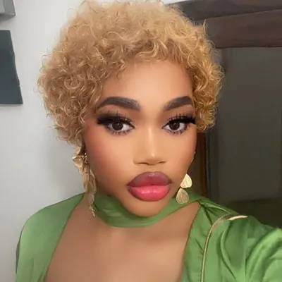 Khadijah Bee profile