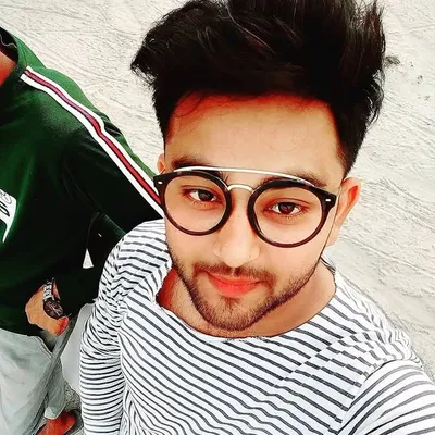 🖤IYI🖤 ゚°☆اوش خان☆° ゚🖤IYI🖤 profile