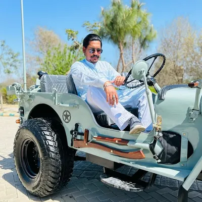 Khan Motors Ravdeep Khan profile