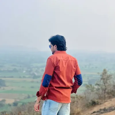 خان شارق profile