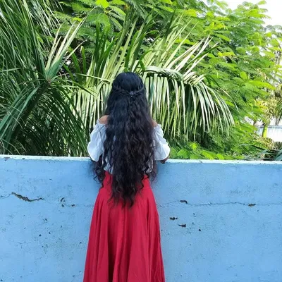 khushu profile