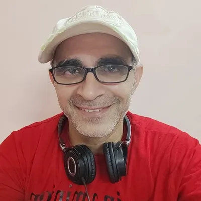 Khurshed Lawyer profile