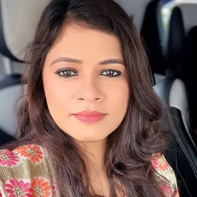 KHUSHBOO SiiNGH profile