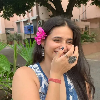 Khushi Chaudhary profile