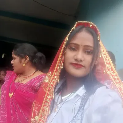 Khushi chauhan profile
