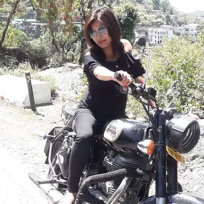 Khushi tyagi profile