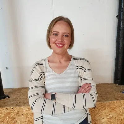 Sarah Arnold profile
