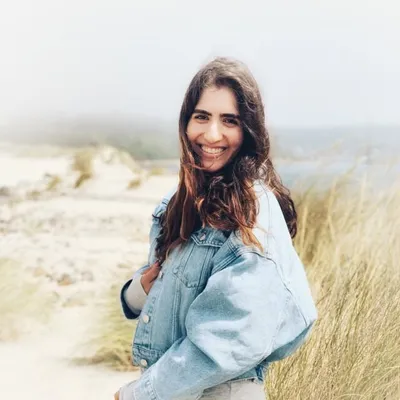 kiana azizian profile