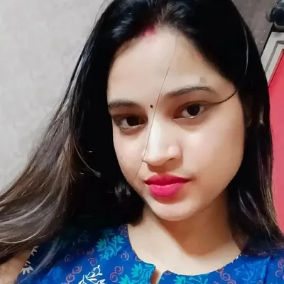 Kiara Kundra profile