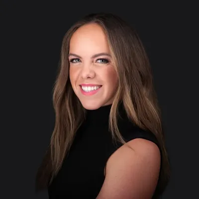 KELOWNA REALTOR | KIERRA SMITH profile