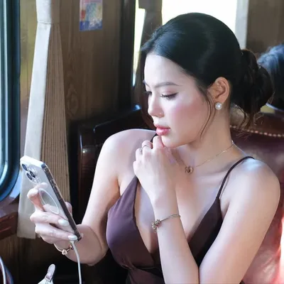 Trịnh Kiều Oanh profile