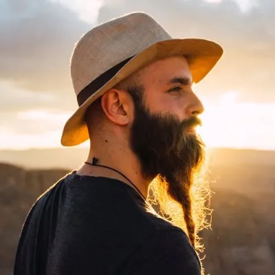 Kike Arnaiz profile