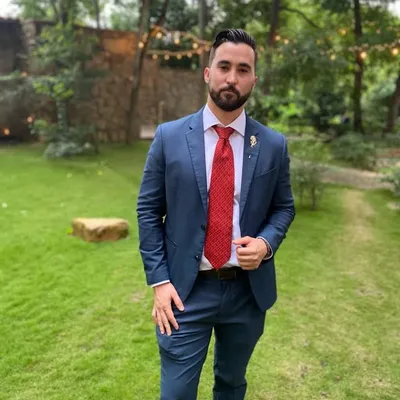 Enrique Rojas Abramo profile