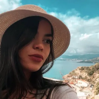 Christe//e profile