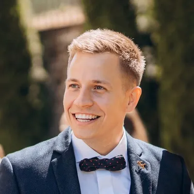 Kristian Toth profile