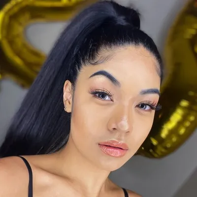 Kimberley Reyes profile