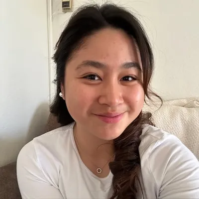 Kim Henson-Poblete profile