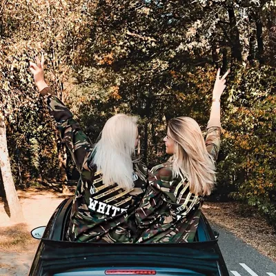 KIM & LOES profile