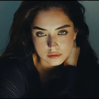 Kimiya Hosseini profile