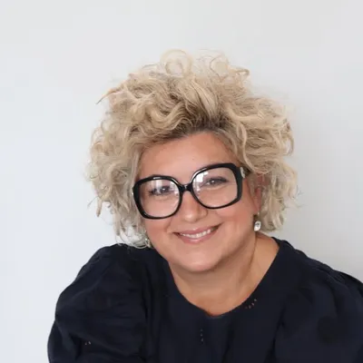Kim La Ferla profile